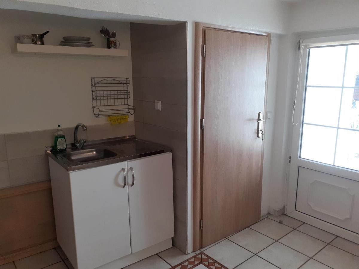 Mini Room In Old Town Кавала Екстериор снимка